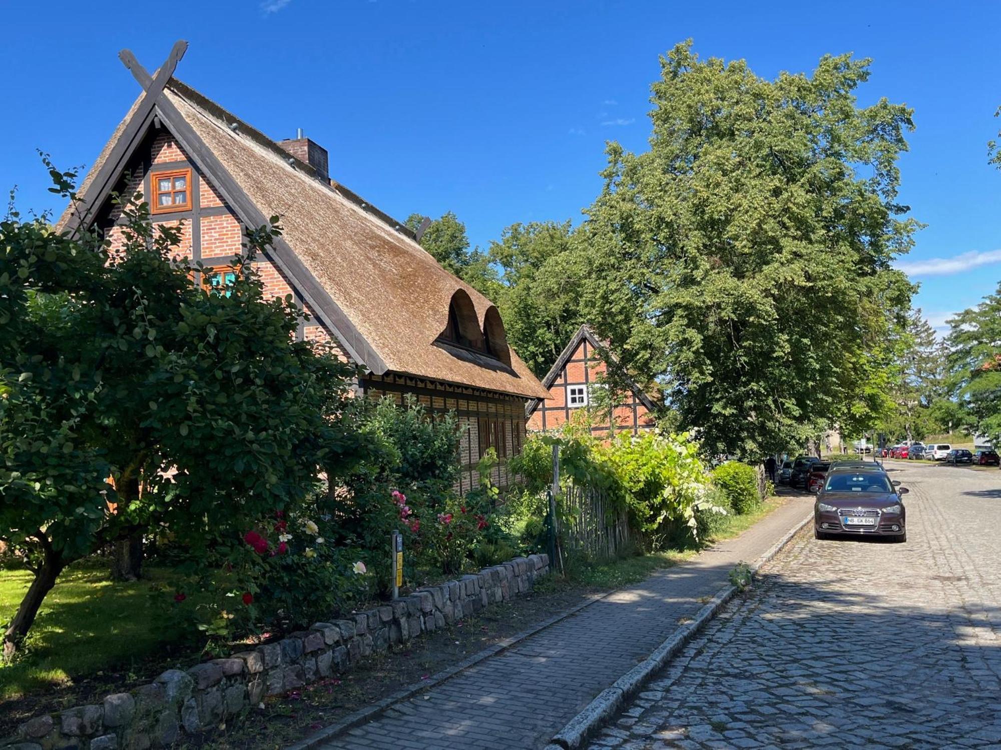 Pfarrhaus Tollensesee Penzlin Exteriör bild